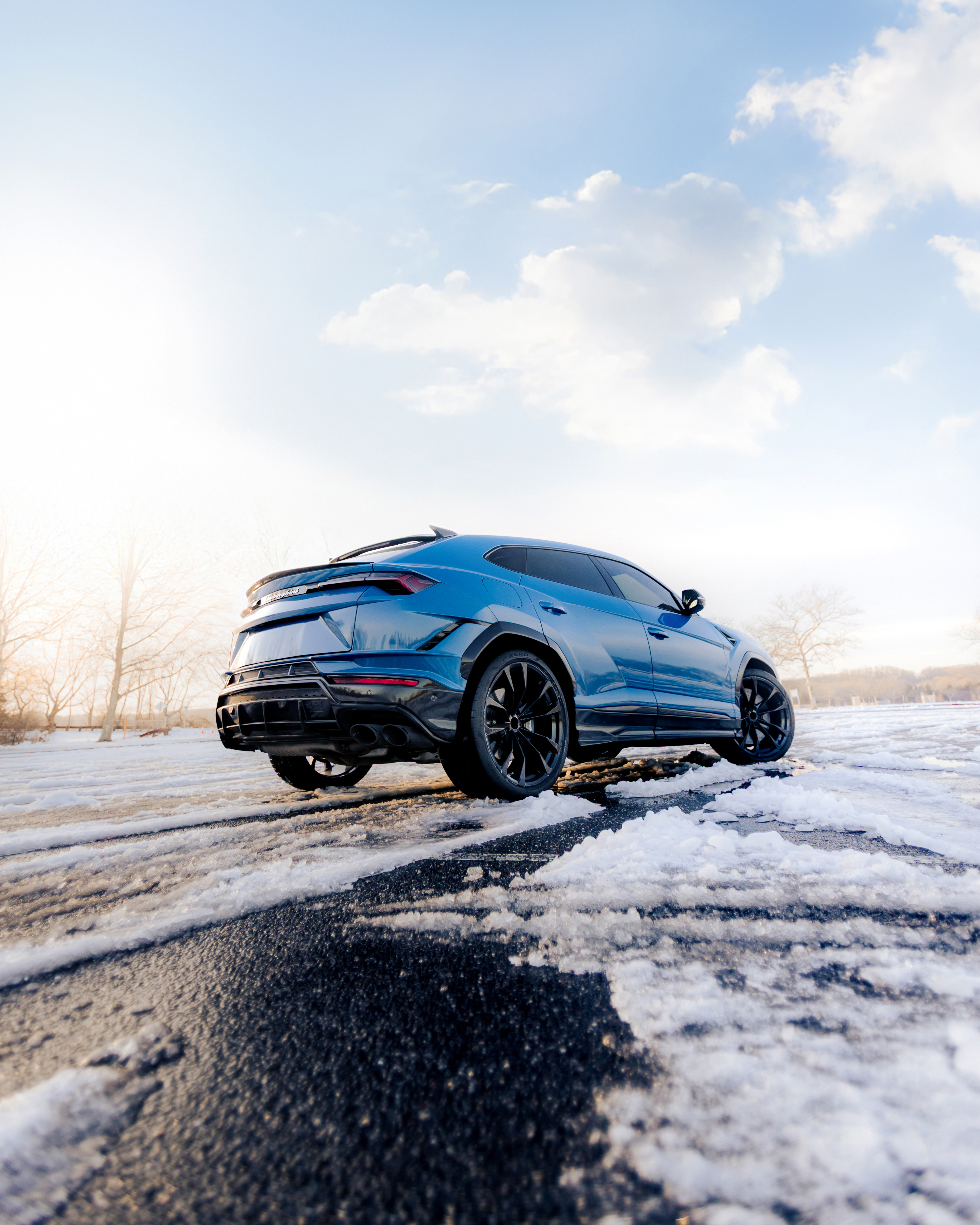 Urus in Snow